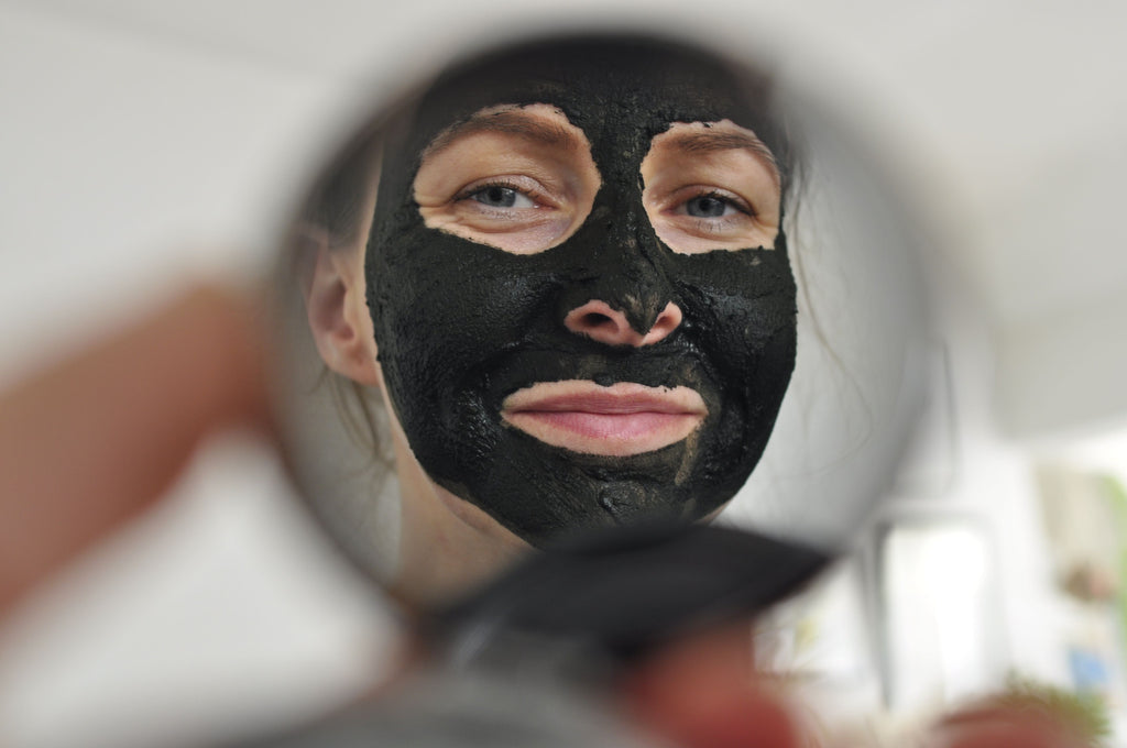 DIY BEAUTY AT HOME:  HOW TO MAKE YOUR OWN Miracle Face Mask: